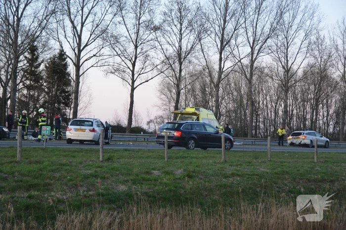 Negen gewonden bij forse kop-staartbotsing
