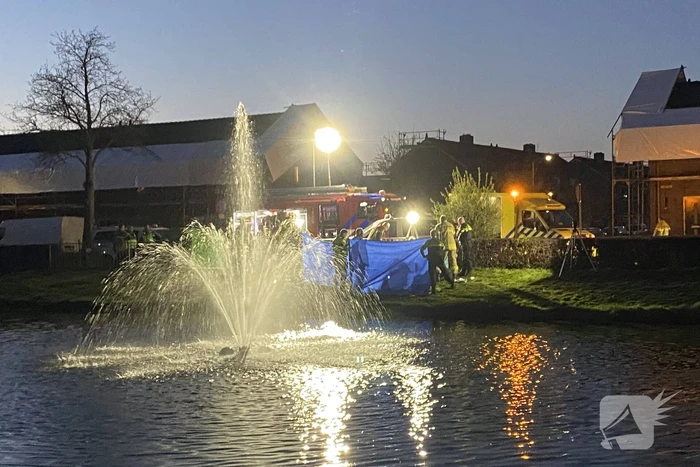 Kind (3) overleden na te water raken in vijver