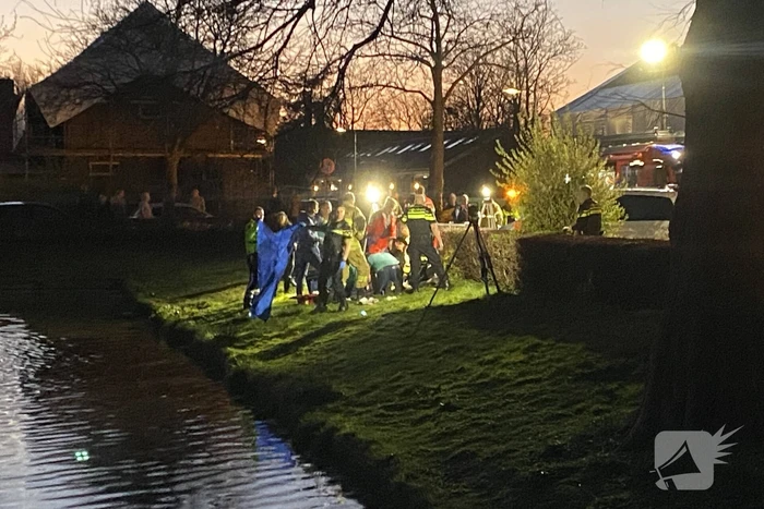 Kind (3) overleden na te water raken in vijver