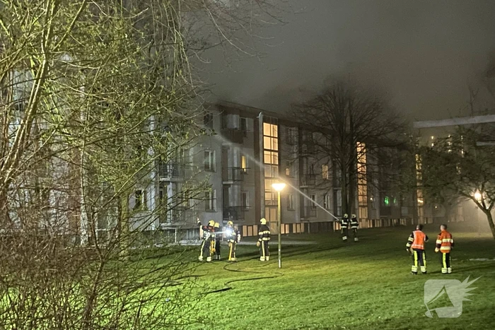 Gewonde bij uitslaande brand in flat