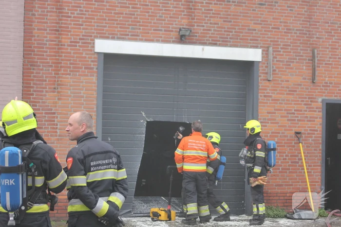 Zeer grote brand in bedrijfspand