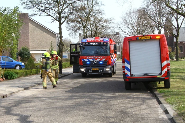 Brandweer doet onderzoek naar gaslucht