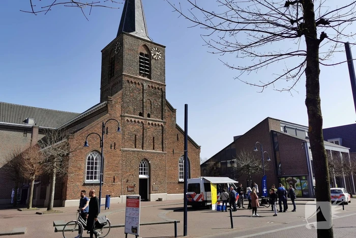 Politie geeft voorlichting aan burgers