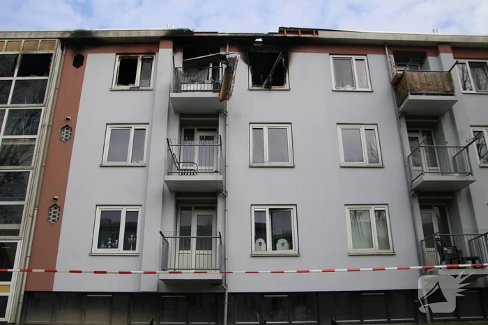 Ravage is enorm na verwoestende brand