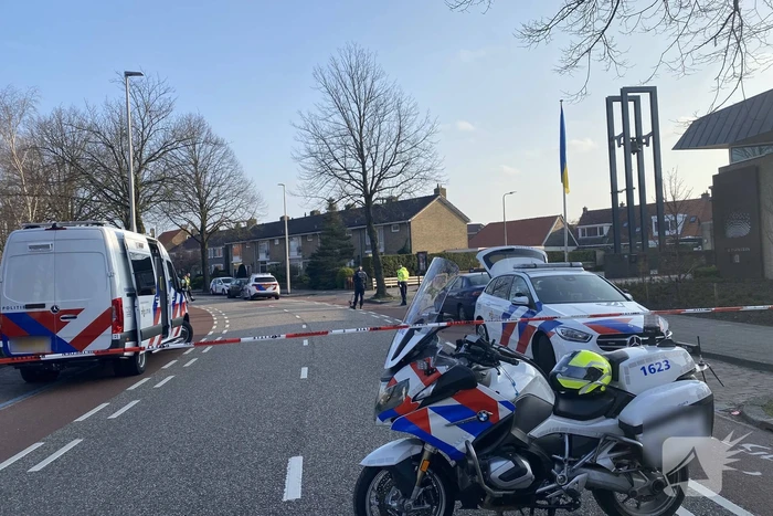 Politie ramt auto na achtervolging