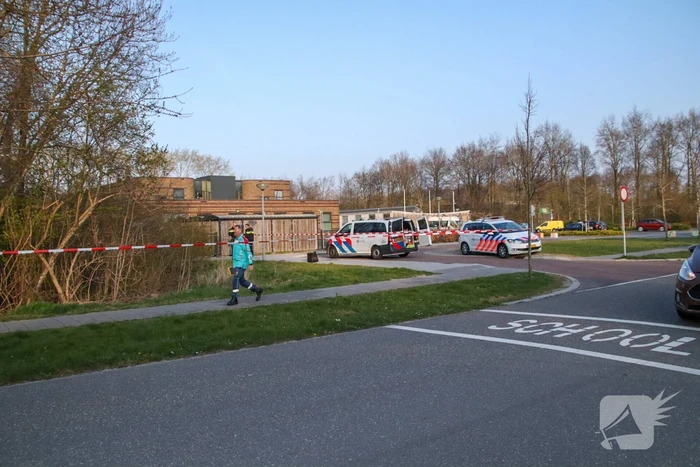 Politie doet onderzoek naar steekpartij op straat