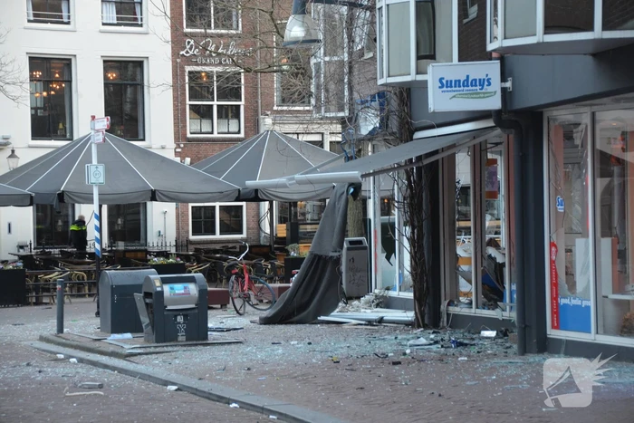 Veel schade bij plofkraak in zonnestudio Sunday's