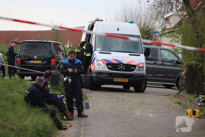 Onderzoek naar aantreffen twee stoffelijk overschotten