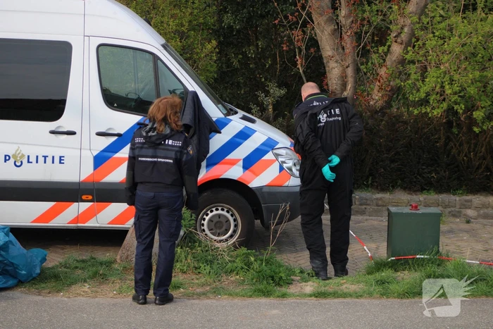 Onderzoek naar aantreffen twee stoffelijk overschotten