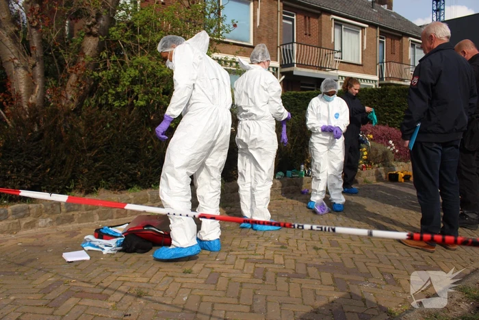 Onderzoek naar aantreffen twee stoffelijk overschotten