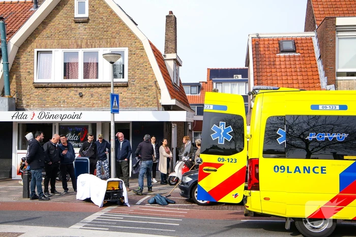 Vrouw gewond bij mogelijke aanrijding