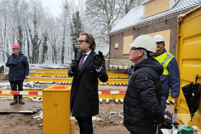 Verplaatsing monumentaal theehuis in volle gang