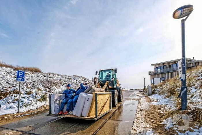 Voorjaarsschoonmaak in de sneeuw