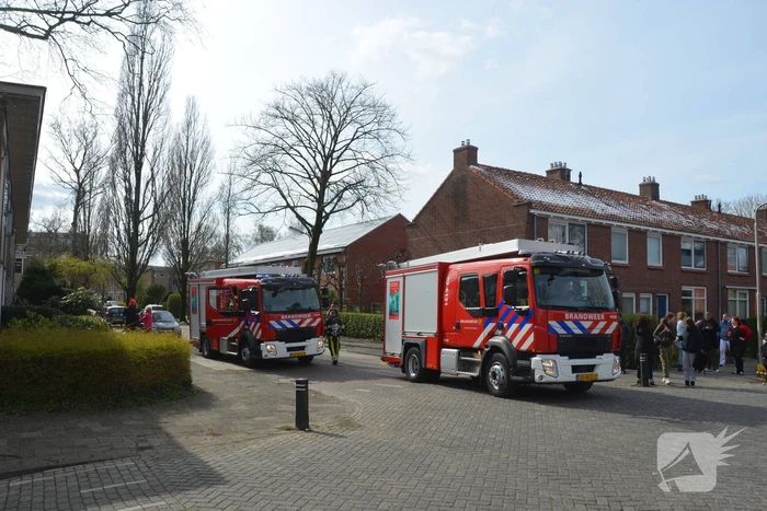 Brand in keuken van woning in Jan van Scorelbuurt