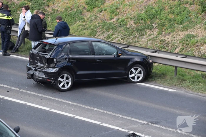 Veel schade bij kop-staart botsing