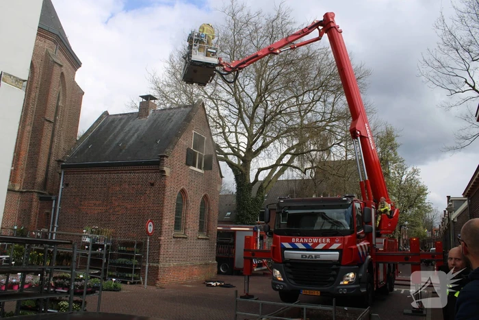 Brand in kerk zorgt voor veel rookontwikkelingen