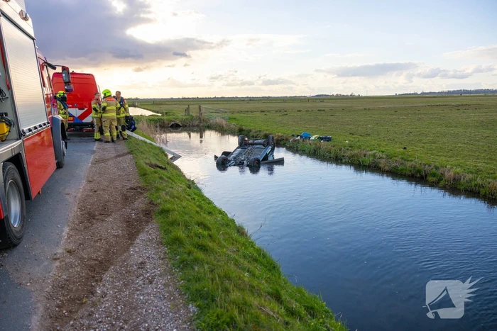 Auto gevonden in sloot