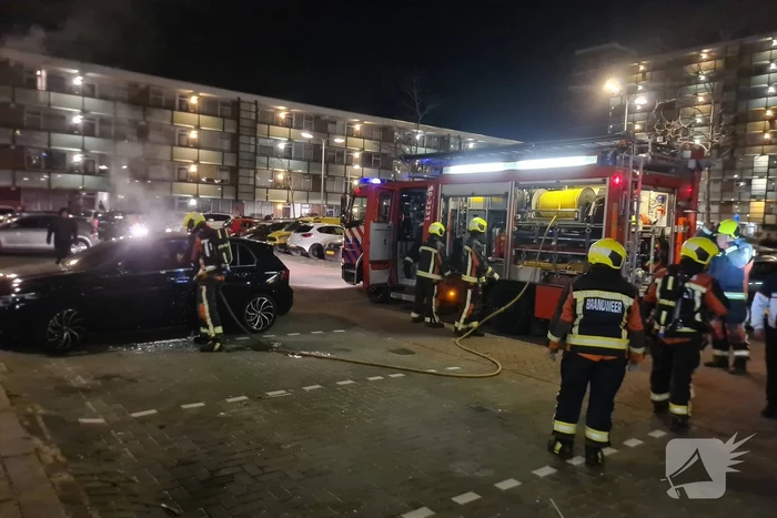 Auto vermoedelijk doelwit van brandstichting
