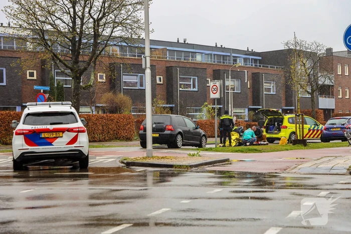 Scooterrijder gaat onderuit en raakt gewond