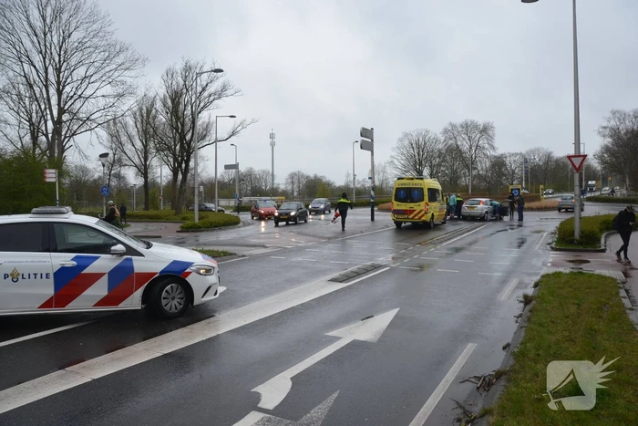 Schade na ongeval op rotonde