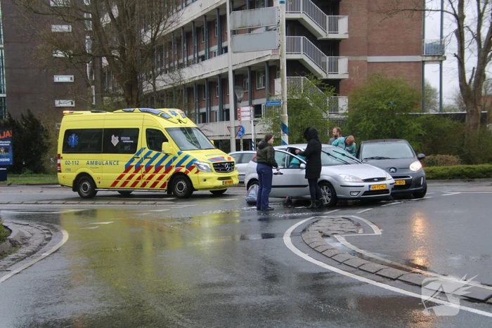 Schade na ongeval op rotonde