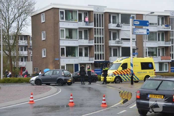 Schade na ongeval op rotonde
