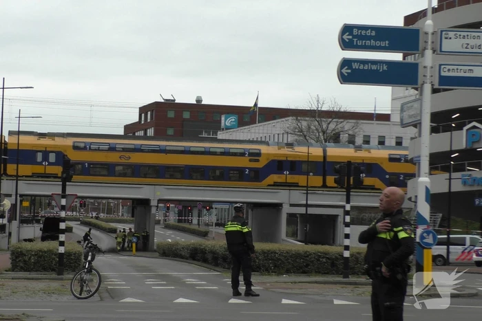 Persoon met verward gedrag uit parkeergarage Knegtel gehaald