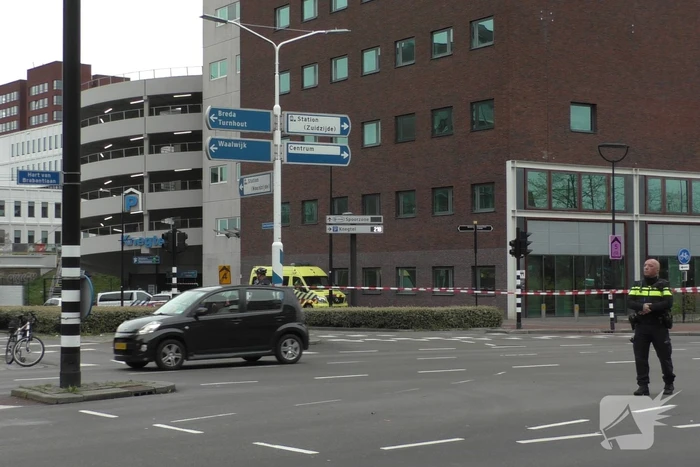 Persoon met verward gedrag uit parkeergarage Knegtel gehaald