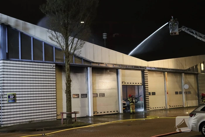 Grote brand bij afvalverwerkingsbedrijf