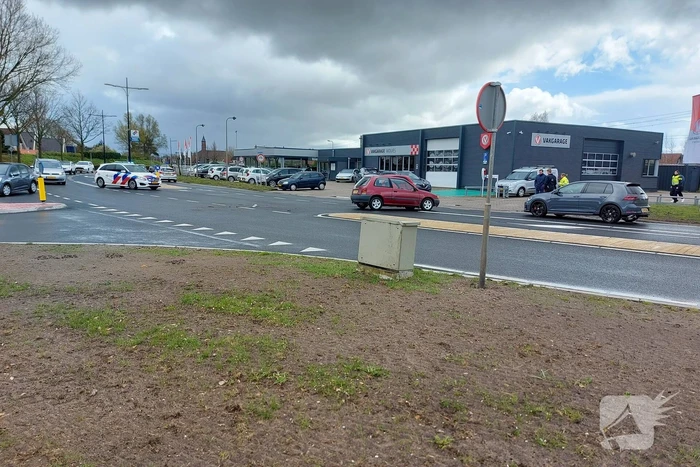 Schade na ongeval op kruising