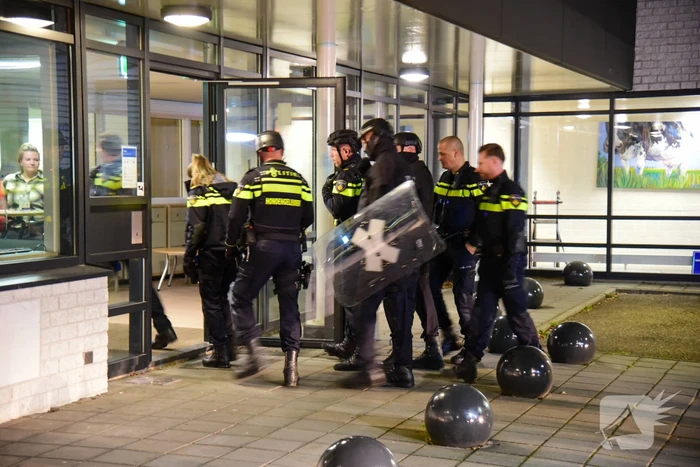 Persoon sticht brand in cel tbs-kliniek