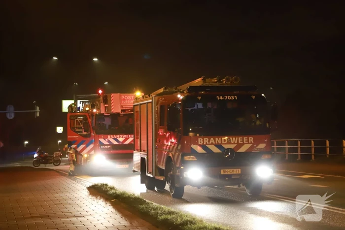Bewoner start bluspoging bij brand