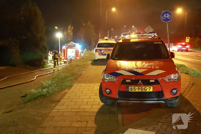 Bewoner start bluspoging bij brand