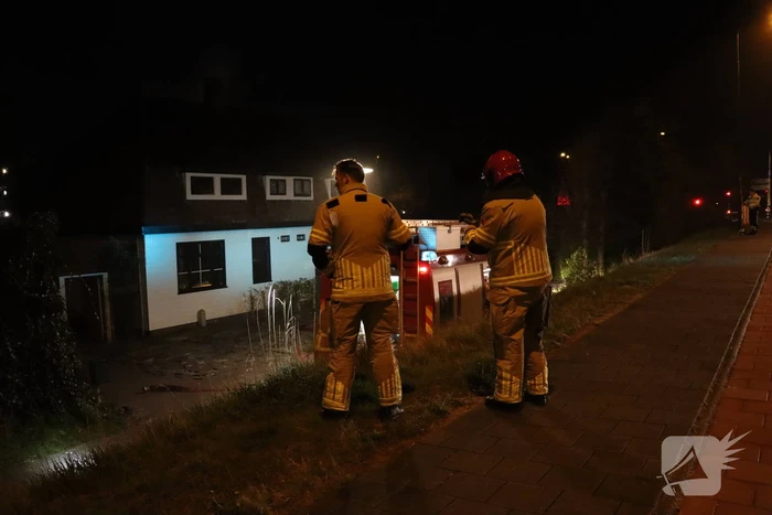 Bewoner start bluspoging bij brand