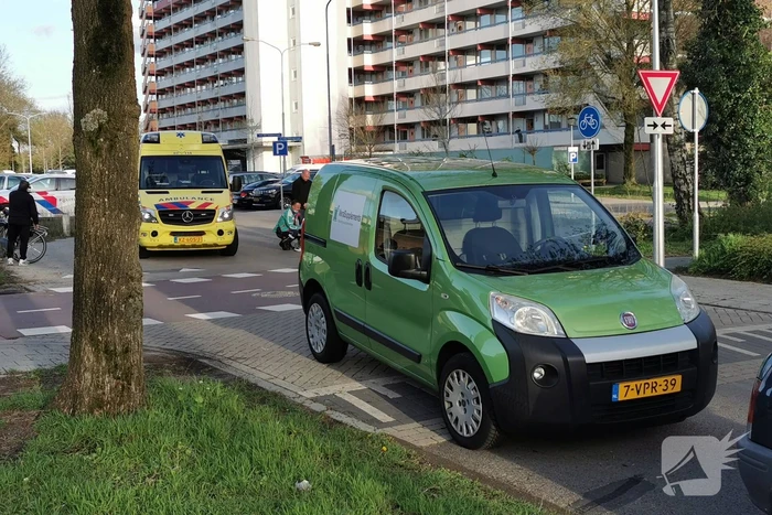Fietser aangereden op oversteekplaats