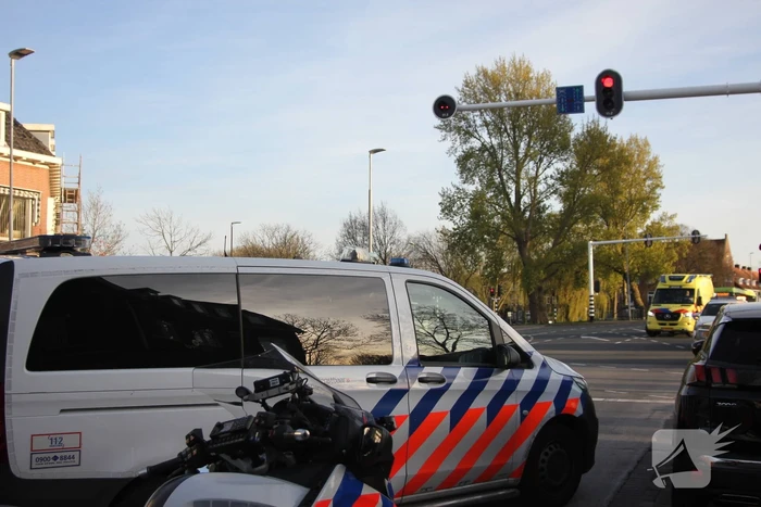 Scooterrijder gewond bij botsing met auto