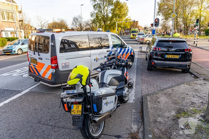 Scooterrijder gewond bij botsing met auto