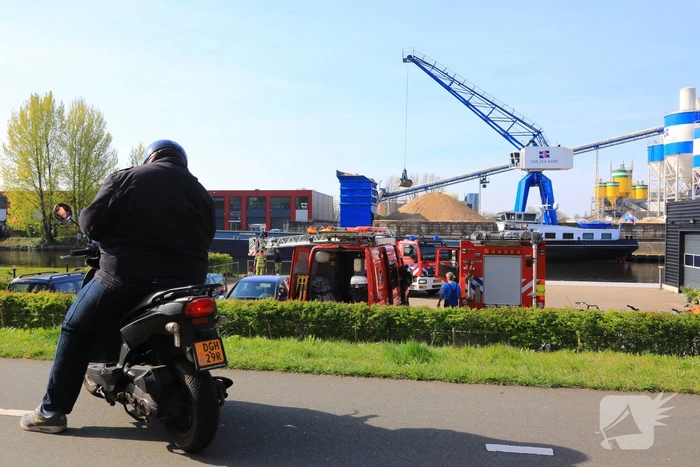 Roeibak Roeivereniging Hemus gezonken in de Eem