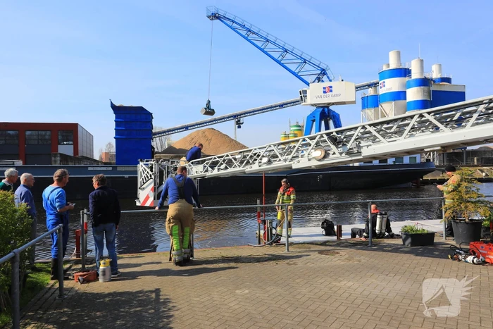 Roeibak Roeivereniging Hemus gezonken in de Eem