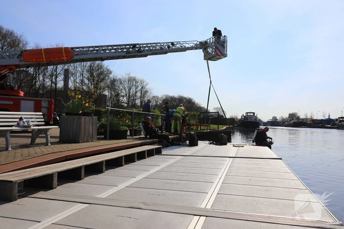 Roeibak Roeivereniging Hemus gezonken in de Eem