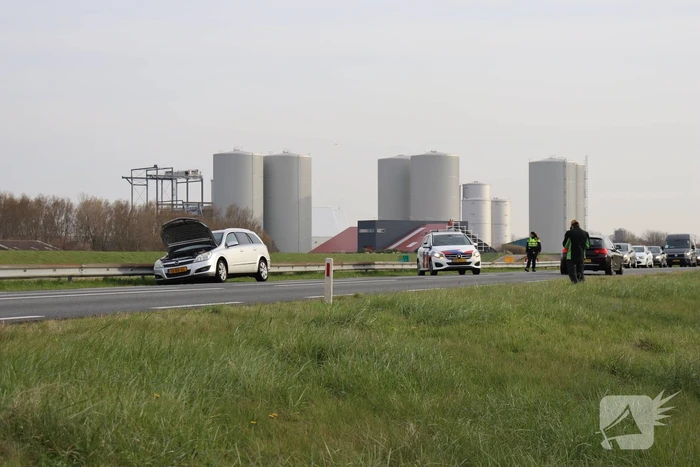 Omstanders voorkomen erger bij autobrand
