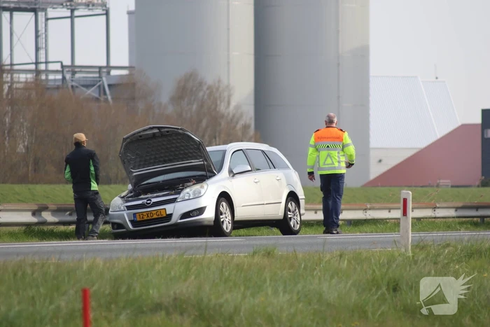 Omstanders voorkomen erger bij autobrand