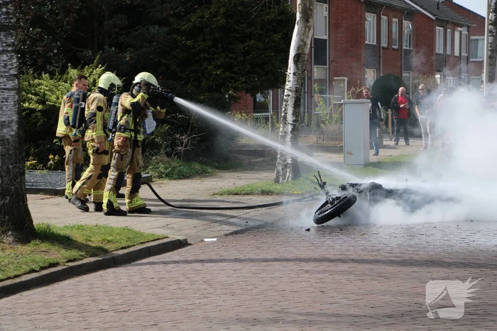 Motor gaat in vlammen op
