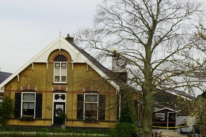 Grote uitslaande brand in boerderij