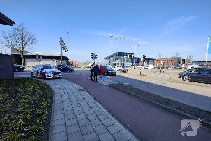 Fietser aangereden door auto
