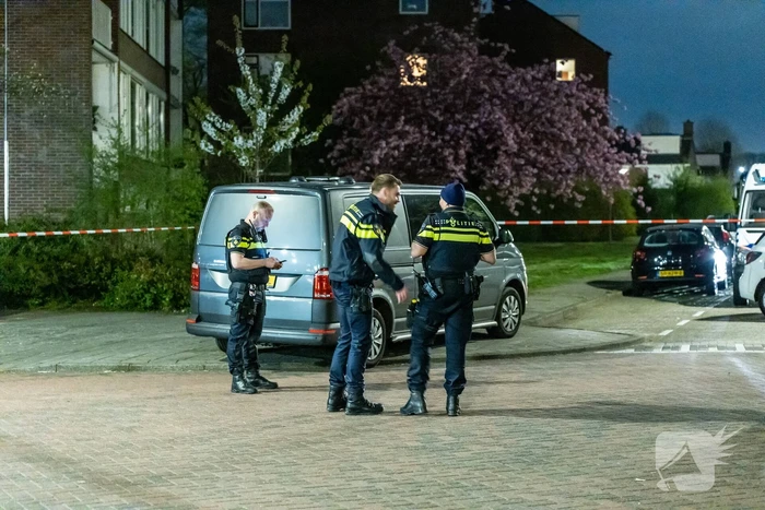 Politie lost schoten na vermoedelijke woninginbraak