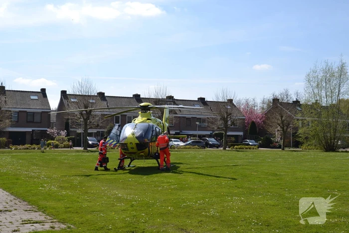 Traumahelikopter trekt veel bekijks