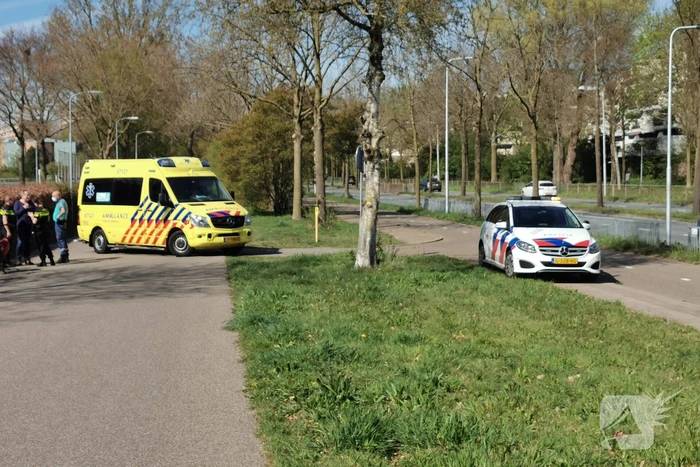 Persoon gewond na val met fiets