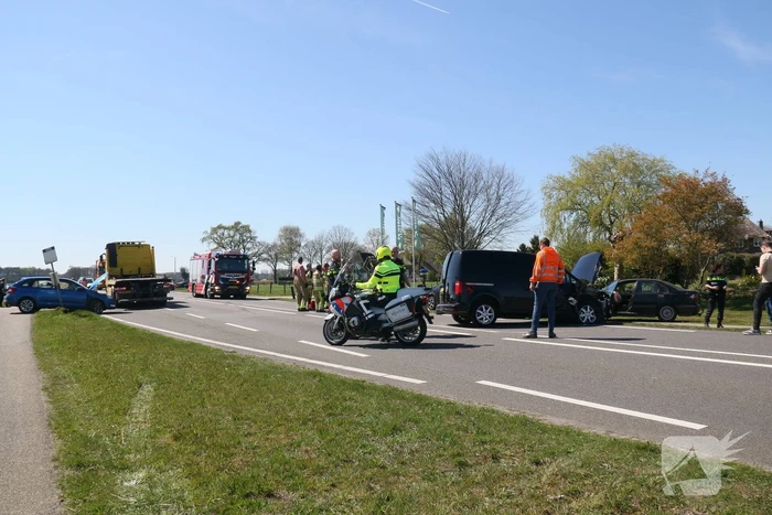 Aanrijding tussen meerdere voertuigen