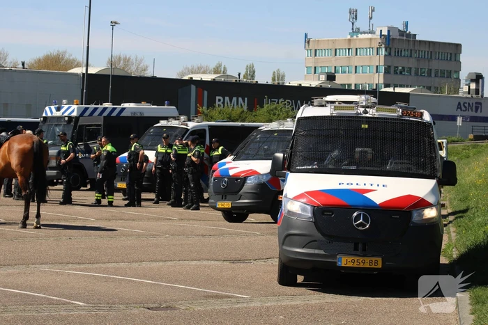 Veel politie op de been tijdens TOTO KNVB bekerfinale in Feijenoord-stadion